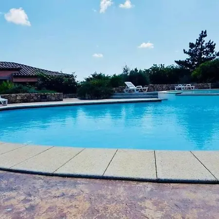 Con Piscina * Ольбия